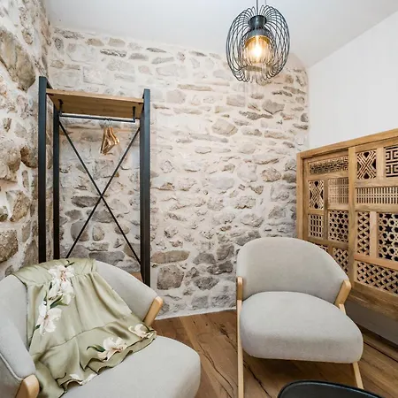 Luxury Cortile بنكوفاتش