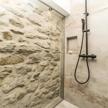 빌라 Luxury Cortile *