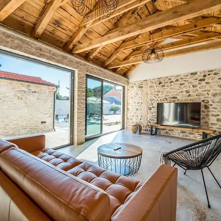 Luxury Cortile