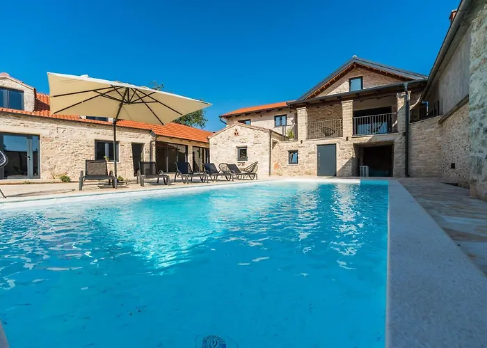 Luxury Cortile Vila *