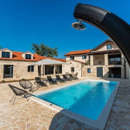 Luxury Cortile Benkovac