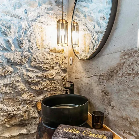 Luxury Cortile Villa Benkovac